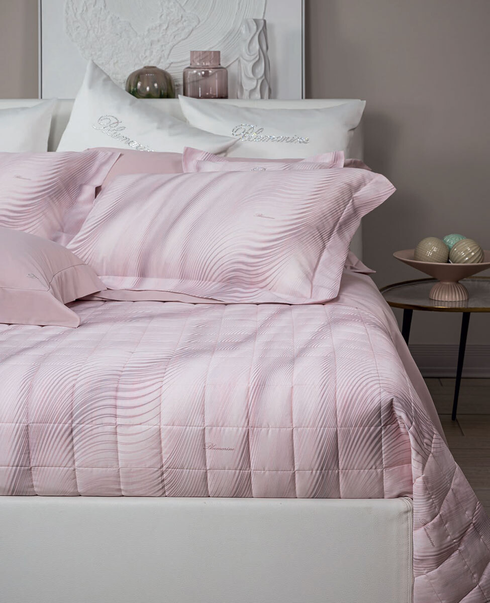 Bedspread Light Romantic double bed