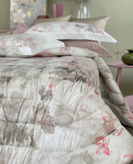 Bedorm Set Biancheria Letto In Raso Rosa Con Pompon - Morbido E Setoso - Completo Matrimoniale Con Piumone, Lenzuola E Federe