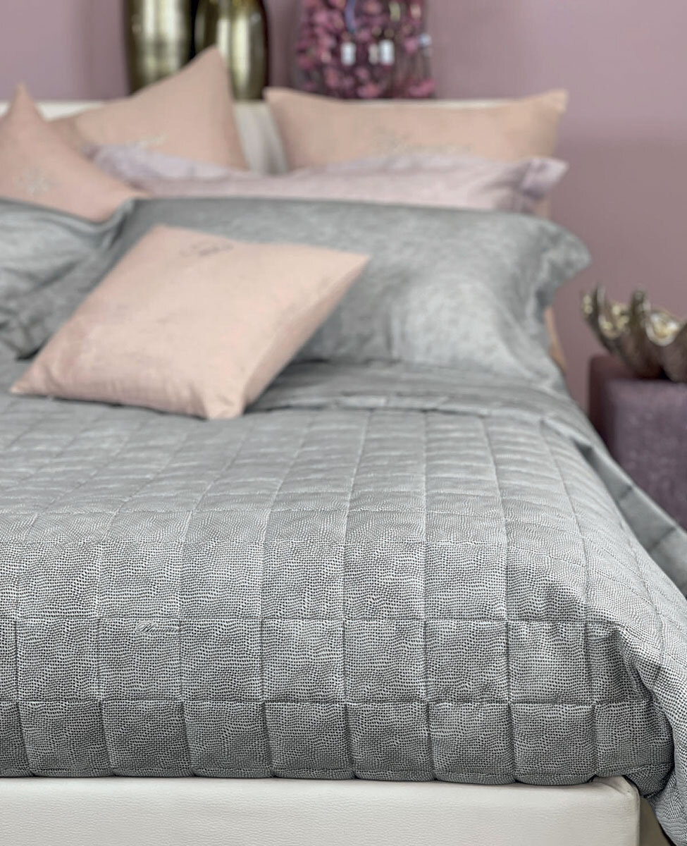 Copriletto Rigore matrimoniale