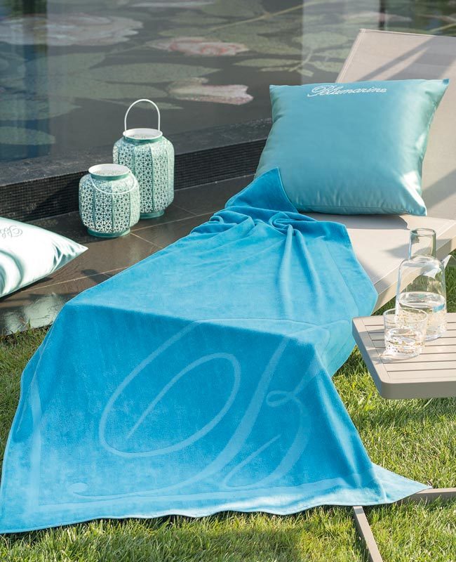 Maxi best sale beach towel